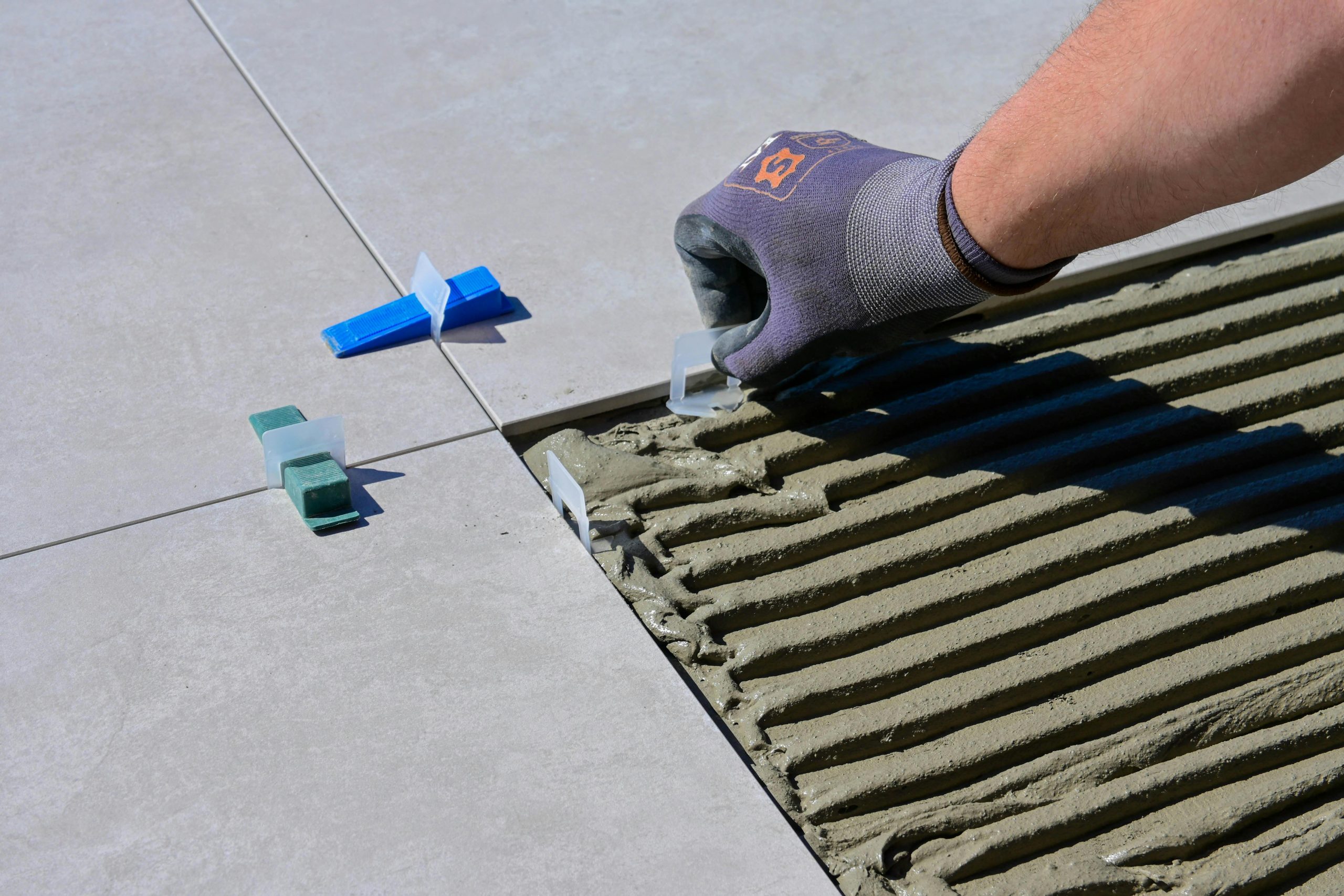 Guide sélection enduit colle carrelage