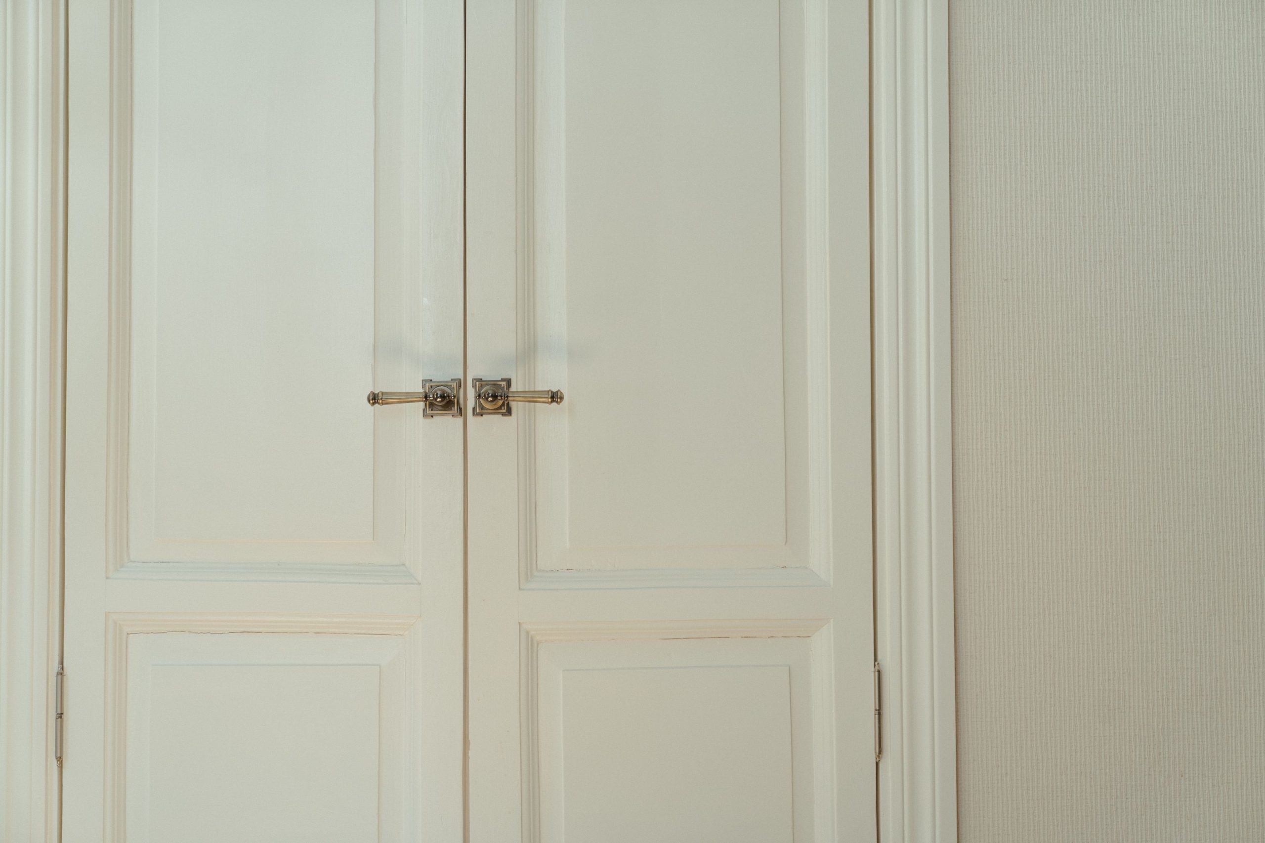 Conseil pour arrêter le claquement de porte