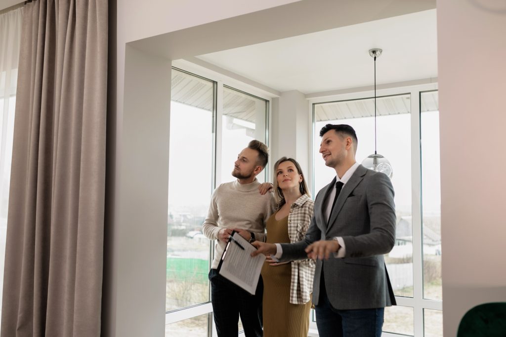 Visite logement social avant commission : à quoi t&rsquo;attendre ?